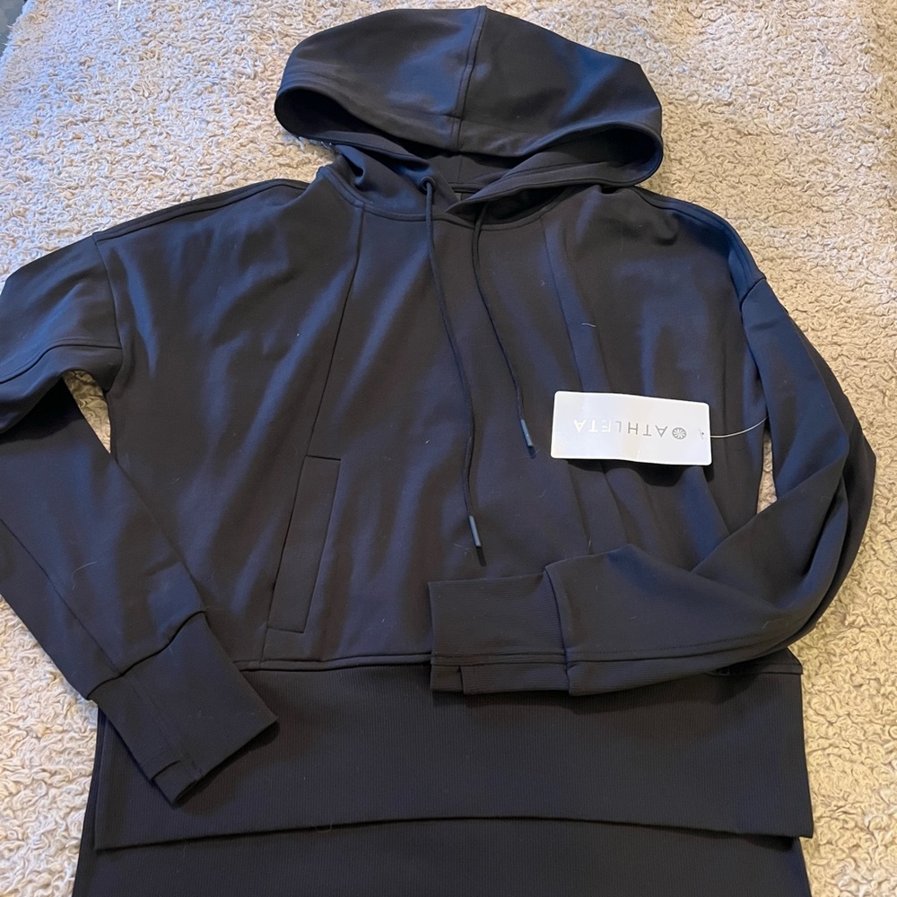 Athleta mission Hoodie. Excellent quality